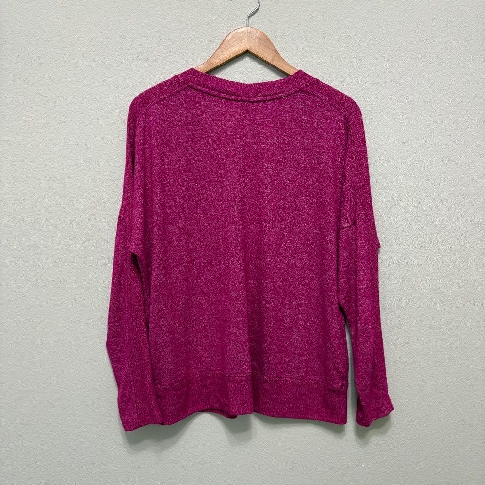 Buffalo David Bitton Raspberry V-Neck Knit Sweater Large Soft Ribbed - Picture 7 of 8